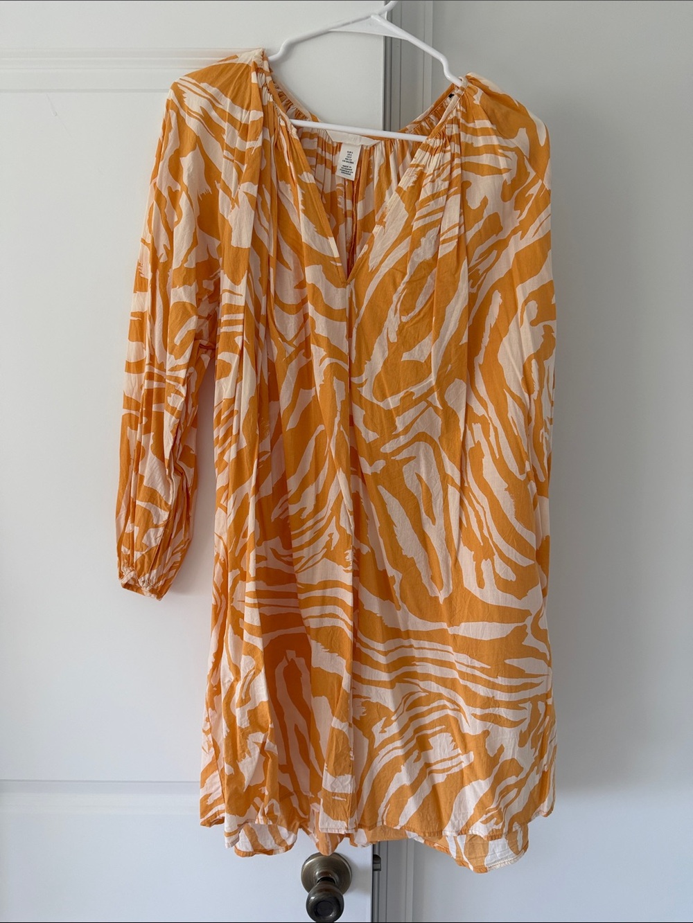 H&M V-Neck Midi dress, size S